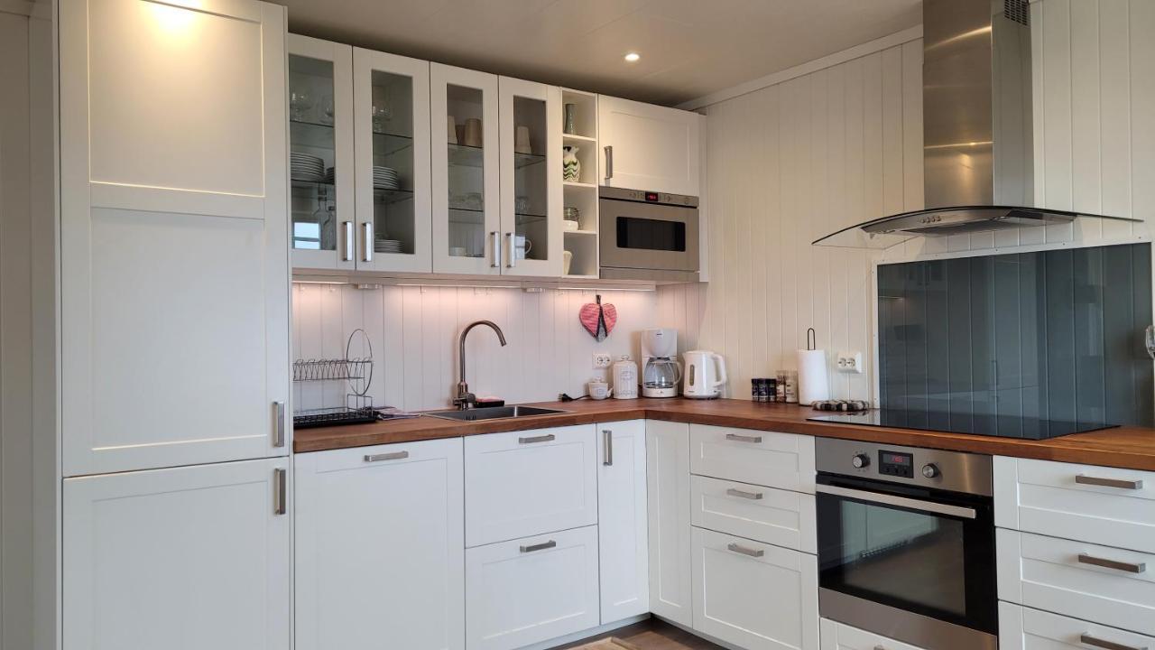 Haramsoy Holiday Apartment- Island Life North エクステリア 写真