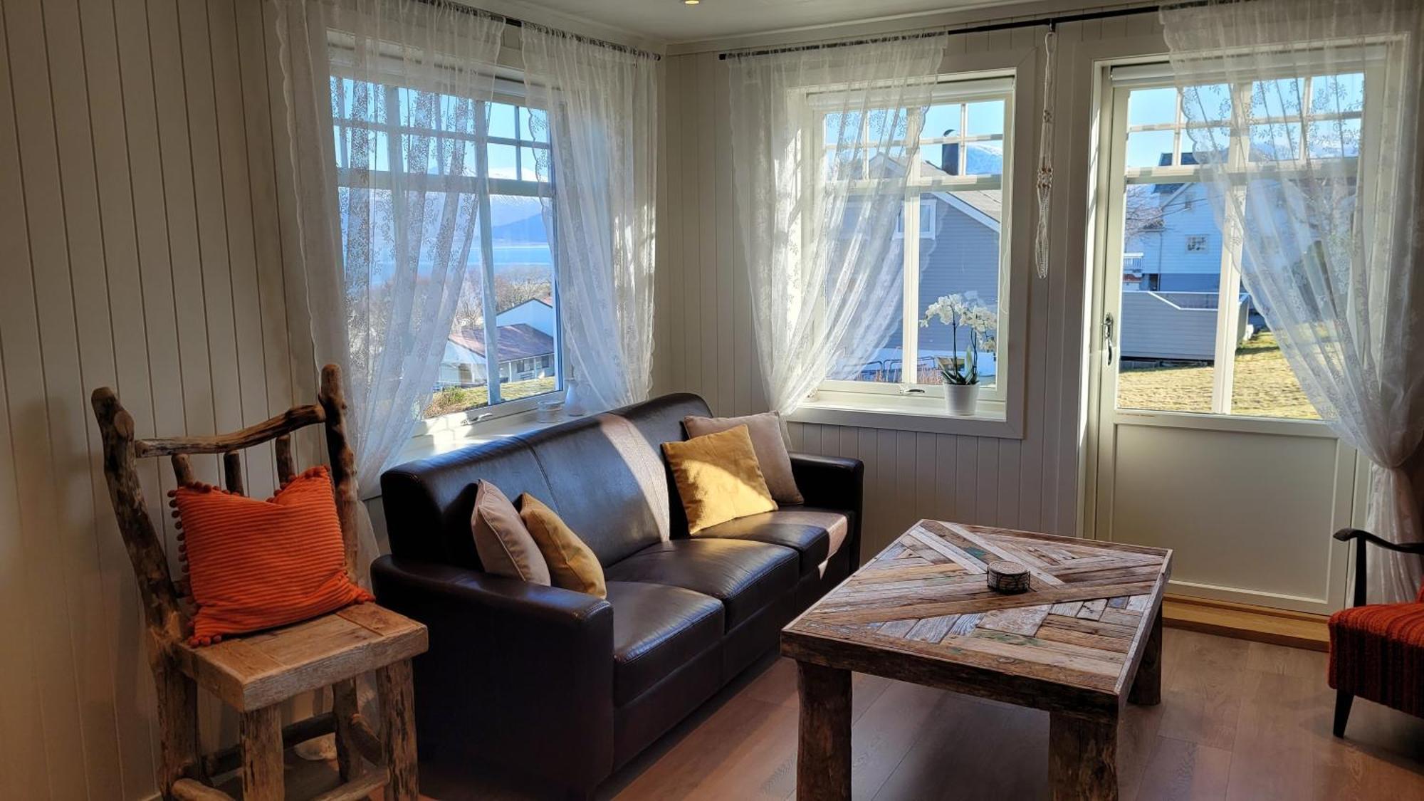 Haramsoy Holiday Apartment- Island Life North エクステリア 写真